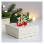 Sparkling Christmas Holiday Stocking Brooch - Image 2