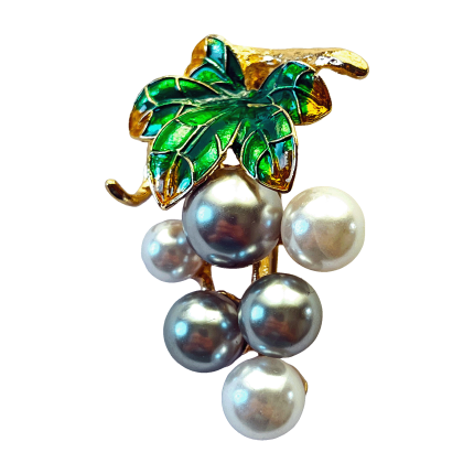 Green leaf brooch with silver and white pearl grape cluster – Divalya jewelry